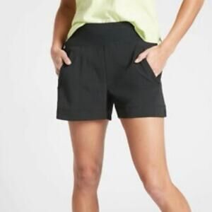 Athleta Trekkie North Shorts Plus Size 20‎ Black Pull On Pockets